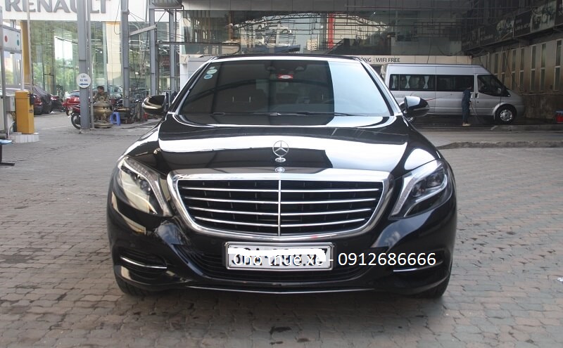 Giá xe MercedesBenz tại Việt Nam sắp leo thang vì thuế